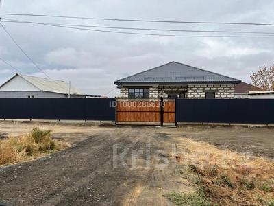 Отдельный дом · 4 комнаты · 180 м² · 9 сот., мкр Жумыскер, Жумыскер 10 13 за 35 млн 〒 в Атырау