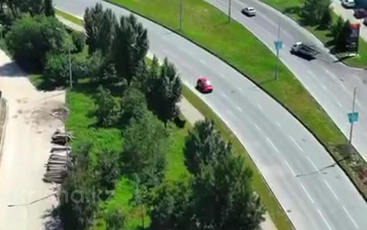 Участок · 10 соток, проспект победы 4/1 за 37 млн ₸ в Усть-Каменогорске — фото 2