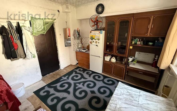 1-бөлмелі пәтер · 13 м² · 3/5 қабат, Тынышбаева, бағасы: 7 млн ₸ в Алматы, Турксибский р-н — фото 2