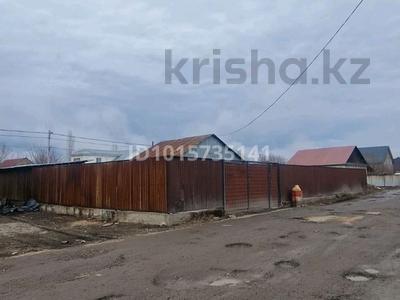 Отдельный дом · 3 комнаты · 84 м² · 6 сот., Мкр Кокжиек 15 за 37 млн ₸ в 
