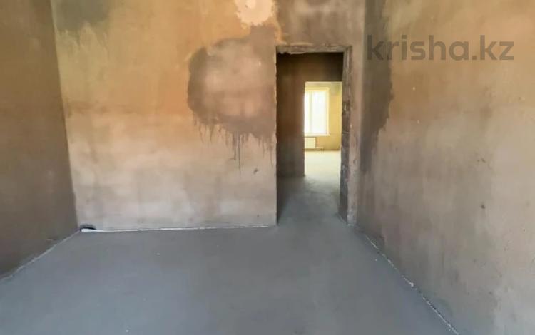 4-комнатная квартира · 155 м² · 5/5 этаж, мкр. Алтын орда 52г за 49 млн ₸ в Актобе — фото 2