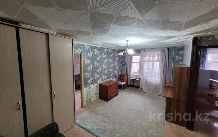2-комнатная квартира · 41.5 м² · 4/4 этаж, Жукова за 10 млн ₸ в Уральске — фото 2
