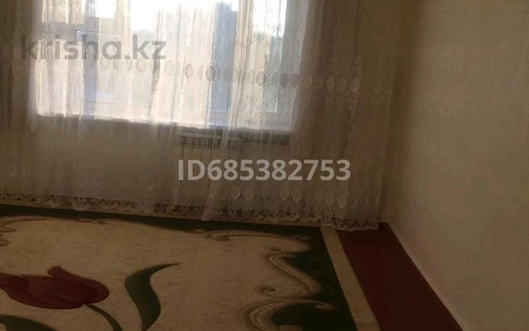 4-бөлмелі пәтер · 68 м² · 7/9 қабат, 7 мкр 10 — Магазин Шаңырақ, бағасы: 21 млн ₸ в Темиртау — фото 2