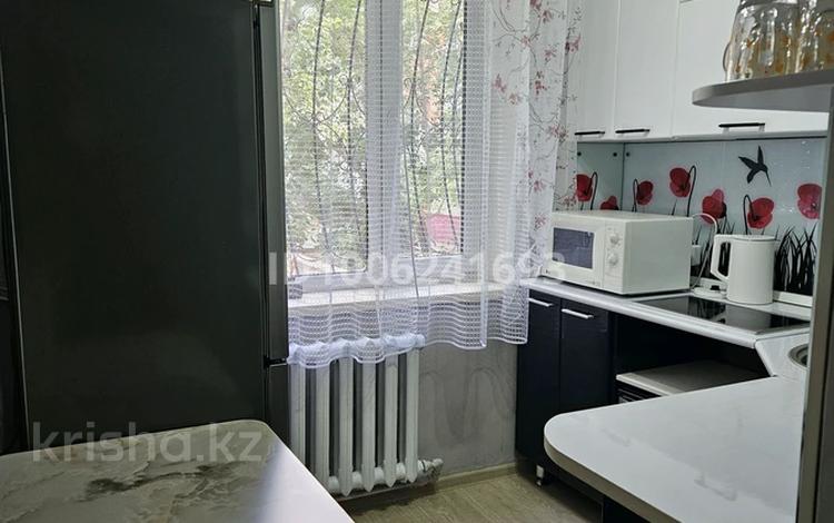 2-бөлмелі пәтер · 44 м² · 1/5 қабат, Глинки 34, бағасы: 17 млн ₸ в Семее — фото 2