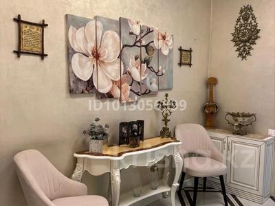Дом · 5 комнат · 270 м², мкр Жас Канат 412 за 100 000 ₸ в Алматы, Турксибский р-н