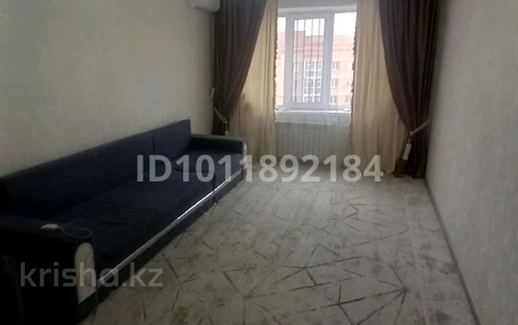 2-бөлмелі пәтер · 60 м² · 9/9 қабат, Самал 94/1, бағасы: 23 млн ₸ в Уральске — фото 2