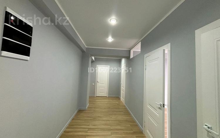 3-бөлмелі пәтер · 93 м² · 6/6 қабат, мкр Шугыла, Жунисова 2/13, бағасы: 41.5 млн ₸ в Алматы, Наурызбайский р-н — фото 2