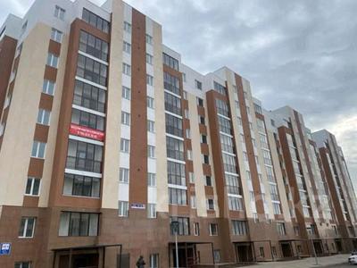 3-комнатная квартира · 95 м² · 4/8 этаж, Азербаев 20 — Пересечение Азирбаева , Болекпаева за 35.5 млн 〒 в Астане, Сарайшык р-н