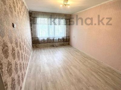1-комнатная квартира, 31 м², 1/5 этаж, 4мкр за 9.7 млн 〒 в Талдыкоргане, мкр Жастар