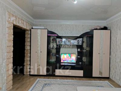 1-комнатная квартира · 38 м² · 5/5 этаж, 2микрорйон 23 — 2 микрорайон возле военкомата за 15.5 млн 〒 в Есик