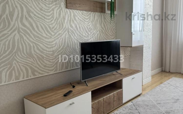 2-комнатная квартира · 61 м² · 3/8 этаж, Кабанбай Батыра 58Б — Улы дала Акмешит за 50 млн ₸ в Астане, Есильский р-н — фото 2