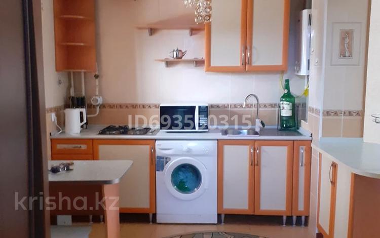 2-бөлмелі пәтер · 45 м² · 2/9 қабат, 7-ш/а., бағасы: 10 000 ₸ в Актау, 7-й мкр — фото 53