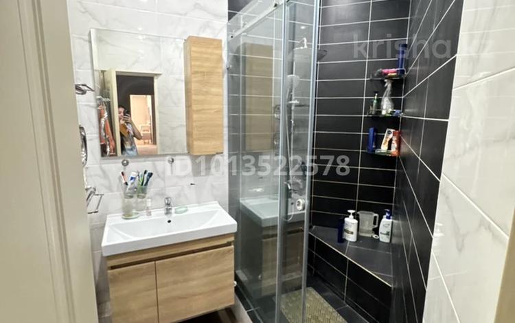 4-комнатная квартира · 198 м² · 2/7 этаж, 19а микрорайон 21 за 70 млн ₸ в Актау, 19А мкр — фото 2