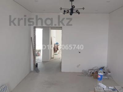 2-бөлмелі пәтер · 75.4 м² · 5/9 қабат, Ескі аэропорт ш/а., Самал 72/4, бағасы: 33 млн ₸ в Уральске, мкр Старый Аэропорт