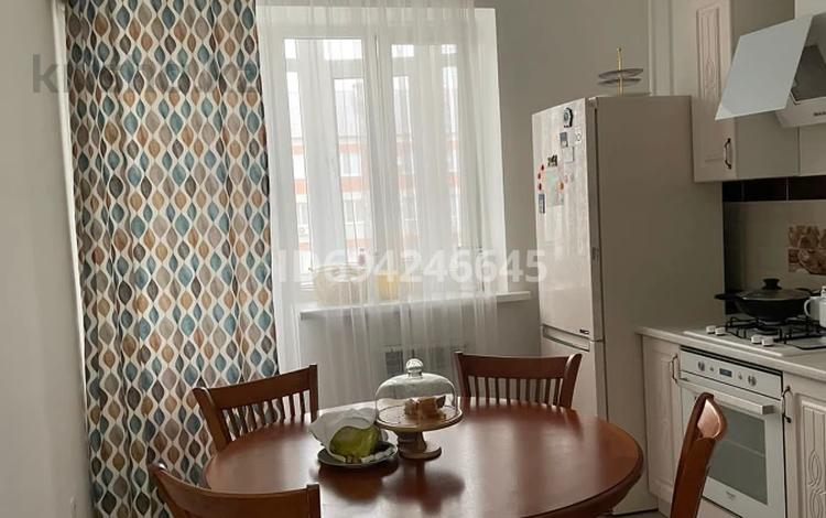 3-комнатная квартира · 87 м² · 9/10 этаж, мкр Нурсая, Таумуш Жумагалиев 15 за 45 млн ₸ в Атырау — фото 6