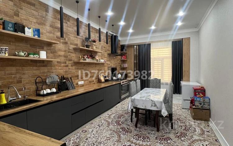 3-бөлмелі пәтер · 130 м² · 9/10 қабат, Микрорайон 18а 1, бағасы: 55 млн ₸ в Актау — фото 2