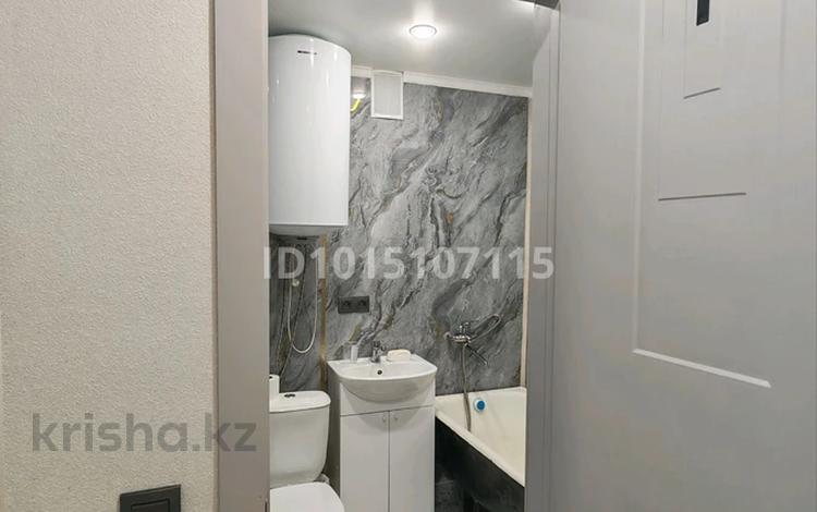 1-бөлмелі пәтер · 32 м² · 3/5 қабат, 1 микрорайон 16, бағасы: 4 млн ₸ в Шульбинске — фото 2