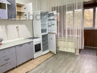 Продажа квартир в Алматы: 1-комнатная квартира · 45 м² · 4/5 этаж, мкр Аксай-3 за 27.5 млн 〒 1-комнатная квартира · 45 м² · 4/5 этаж, мкр Аксай-3 за 27.5 млн 〒 в Алматы, Ауэзовский р-н