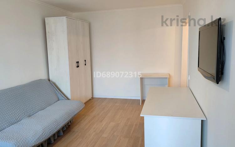 1-комнатная квартира, 36 м², 5/5 этаж помесячно, мкр Орбита-1