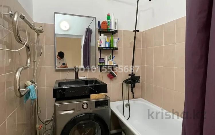 1-комнатная квартира · 30 м² · 3/5 этаж, мкр Северо-Восток 21 за 120 000 ₸ в Уральске — фото 2