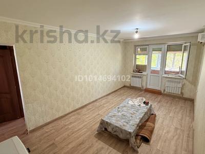 3-бөлмелі пәтер · 60 м² · 5/5 қабат, 8-шағынаудан, бағасы: 19 млн ₸ в Шымкенте, Туран р-н