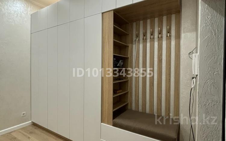 1-бөлмелі пәтер · 50 м² · 9/9 қабат, Шарипова 28, бағасы: 300 000 ₸ в Атырау, мкр Жилгородок — фото 2