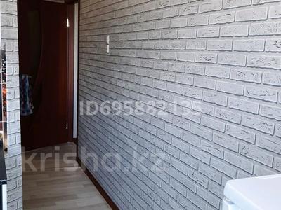 2-комнатная квартира · 42 м² · 4/5 этаж, 7 микрорайон 50 за 8.6 млн ₸ в Темиртау