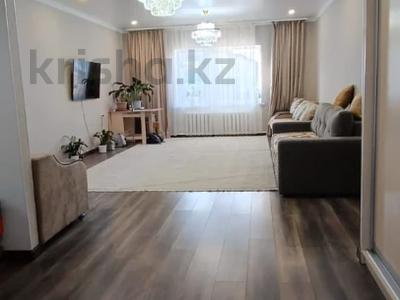 Отдельный дом · 5 комнат · 180 м² · 10 сот., Шапагат 16 за 55 млн 〒 в Усть-Каменогорске