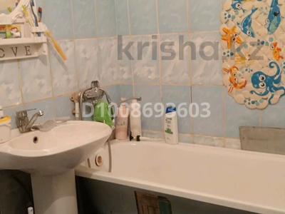 2-комнатная квартира · 50 м² · 1/2 этаж, Ешнияз сал 6 — Рустем магазин за 65 000 ₸ в 