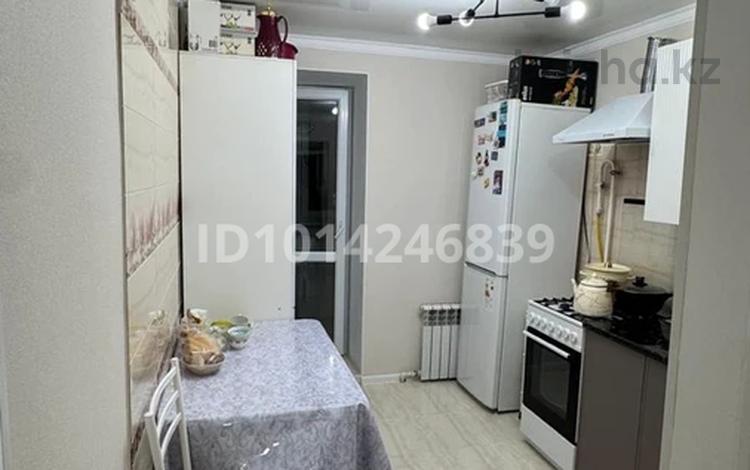 3-комнатная квартира · 59.2 м² · 5/5 этаж, мкр 8, бр. Жубановых за 20 млн ₸ в Актобе — фото 2