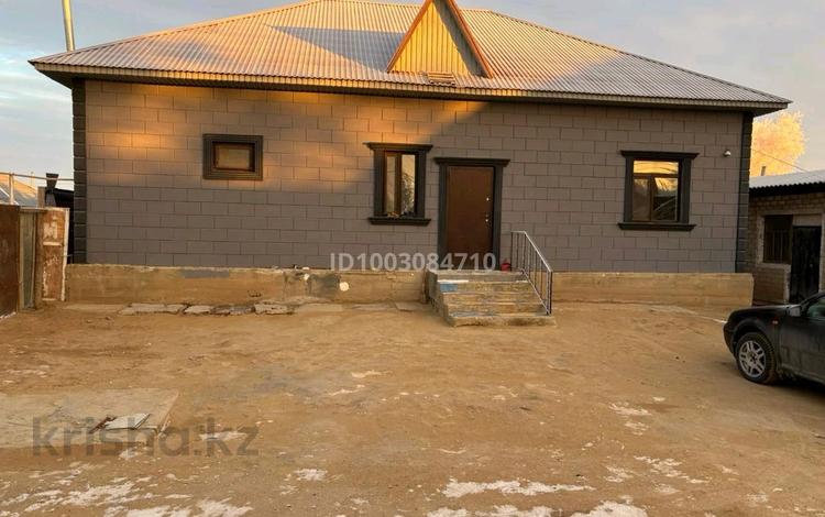 Жеке үй · 4 бөлме · 150 м² · 10 сот., Тюра-там, бағасы: 16 млн 〒 в Байконуре — фото 14