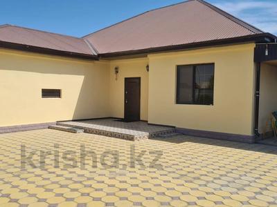 Отдельный дом · 4 комнаты · 197.5 м² · 8 сот., мкр Балауса, Ниязбекова 4 за 30 млн 〒 в Атырау