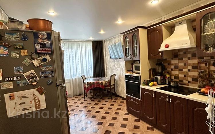5-бөлмелі пәтер · 105 м² · 7/10 қабат, Театральная, бағасы: 45.5 млн ₸ в Петропавловске — фото 2