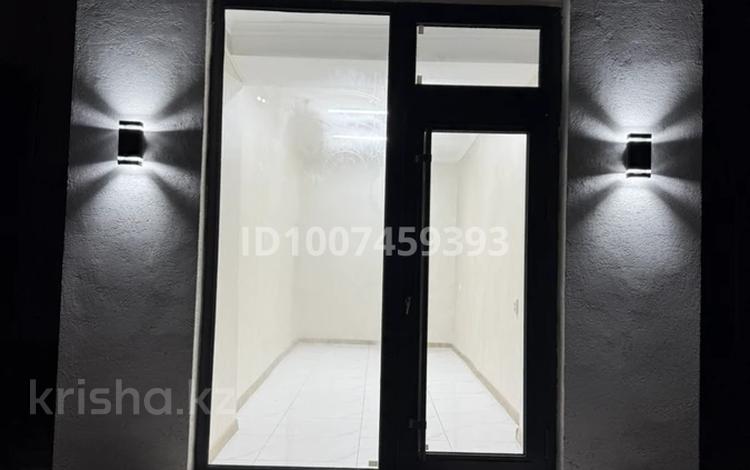 Свободное назначение, офисы, магазины и бутики, склады, азс, автосервисы и автомойки, общепит, салоны красоты, сельское хозяйство, бани, гостиницы и зоны отдыха, фитнес и спорт, медцентры и аптеки, образование, развлечения, конференц-залы, кабинеты и рабочие места, студии · 23 м² за 200 000 〒 в  — фото 2