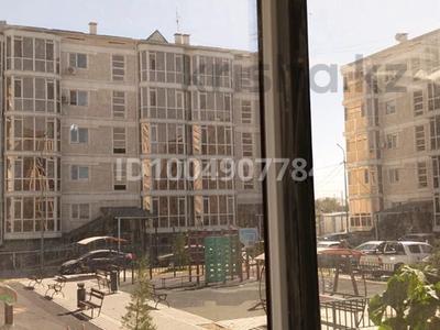 2-бөлмелі пәтер · 68 м² · 1/5 қабат, мкр Нуртас, Мкр.Нуртас 6 — Пересечение ул. Хан Танири и Карактау, бағасы: 27 млн ₸ в Шымкенте, Каратауский р-н