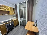 1-комнатная квартира, 31 м², 2/5 этаж посуточно, улица Казахстан 82 за 9 000 〒 в Усть-Каменогорске