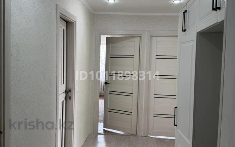 2-комнатная квартира · 50.3 м² · 9/9 этаж, Н.Назарбаева 187 — Н.Назарбаева и Сарайшык за 21 млн ₸ в Уральске — фото 2