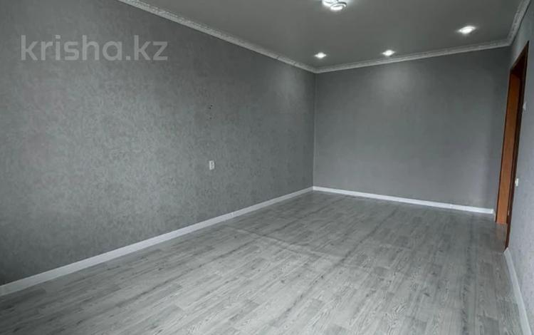 2-комнатная квартира · 50 м² · 6/6 этаж, Ауэзова 97 за ~ 12.5 млн ₸ в Экибастузе — фото 2