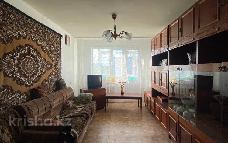 2-бөлмелі пәтер · 44 м² · 4/5 қабат, проспект Алии Молдагуловой, бағасы: 12.5 млн ₸ в Актобе — фото 4