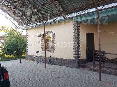 Жеке үй · 4 бөлме · 100 м² · 6 жүзд., Крылова 12 — Крылова Западная, бағасы: 37 млн ₸ в Таразе