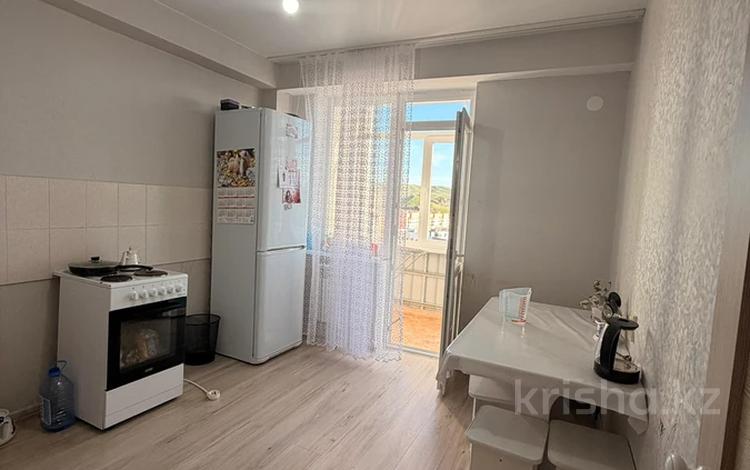 1-комнатная квартира · 43.2 м² · 9/9 этаж, Есенберлина 13/4 за 20 млн ₸ в Усть-Каменогорске — фото 4