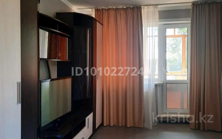 3-бөлмелі пәтер · 62 м² · 2/5 қабат, Пр.Строителей 1А, бағасы: 9.5 млн ₸ в Темиртау — фото 2