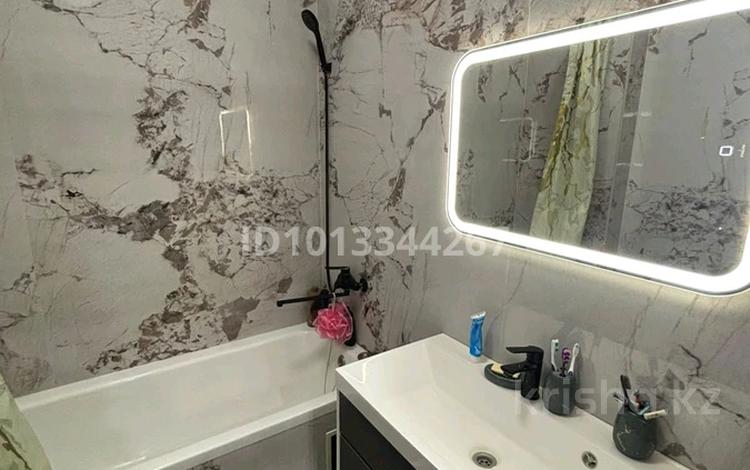 2-бөлмелі пәтер · 70.2 м² · 4/5 қабат, мкр. Алтын орда, бағасы: 28.5 млн ₸ в Актобе — фото 2
