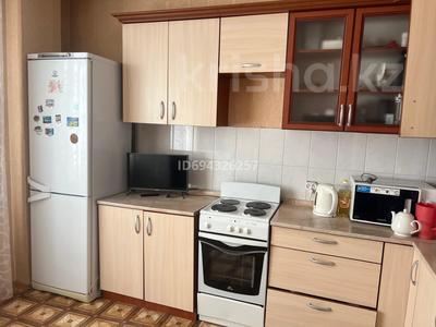 3-бөлмелі пәтер · 81 м² · 1/10 қабат, мкр Юго-Восток, Сарыарка 31, бағасы: 32 млн ₸ в Караганде, Казыбек би р-н