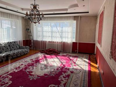 4-комнатный дом помесячно, 170 м², 10 сот., Гаухар ана 43 за 180 000 〒 в Талдыкоргане