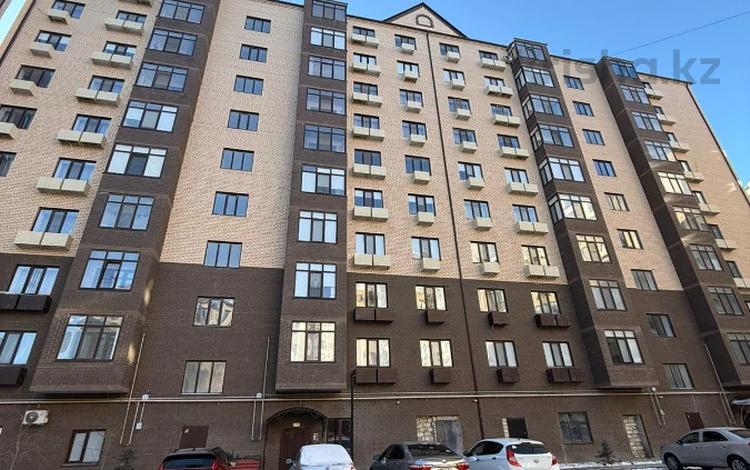 2-комнатная квартира · 72 м² · 2/10 этаж, Т. Жумагалиева 10 за 33 млн ₸ в Атырау — фото 2