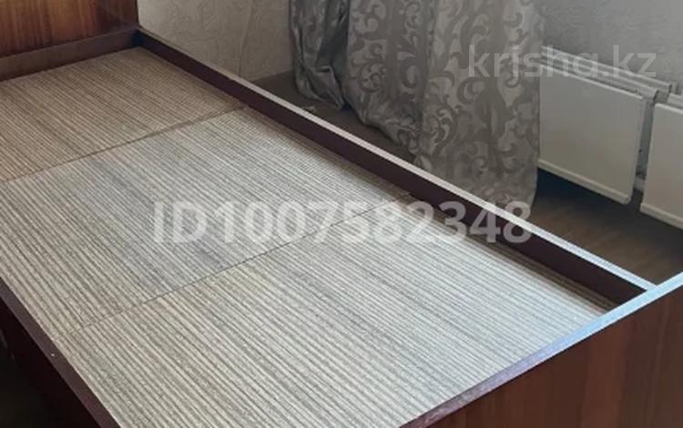 1 бөлме · 13 м² · 4 қабат, Серикбаев 1/1, бағасы: 130 000 ₸ в Усть-Каменогорске — фото 2
