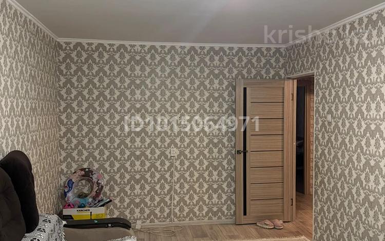 3-бөлмелі пәтер · 63 м² · 2/5 қабат, Самал 38, бағасы: 23 млн ₸ в Талдыкоргане, мкр Самал — фото 2