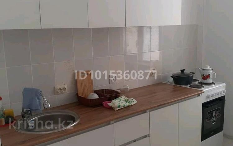 2-бөлмелі пәтер · 73 м² · 10/12 қабат, 33-ш/а., 33 мкрн 7, бағасы: 17.5 млн ₸ в Актау, 33-й мкр — фото 2