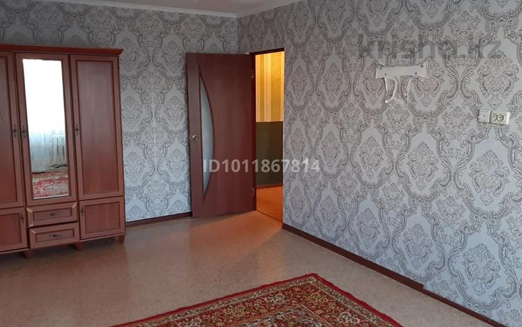 3-комнатная квартира · 70 м² · 4/5 этаж, мкр 8 64 — Гришина за 22 млн ₸ в Актобе — фото 2
